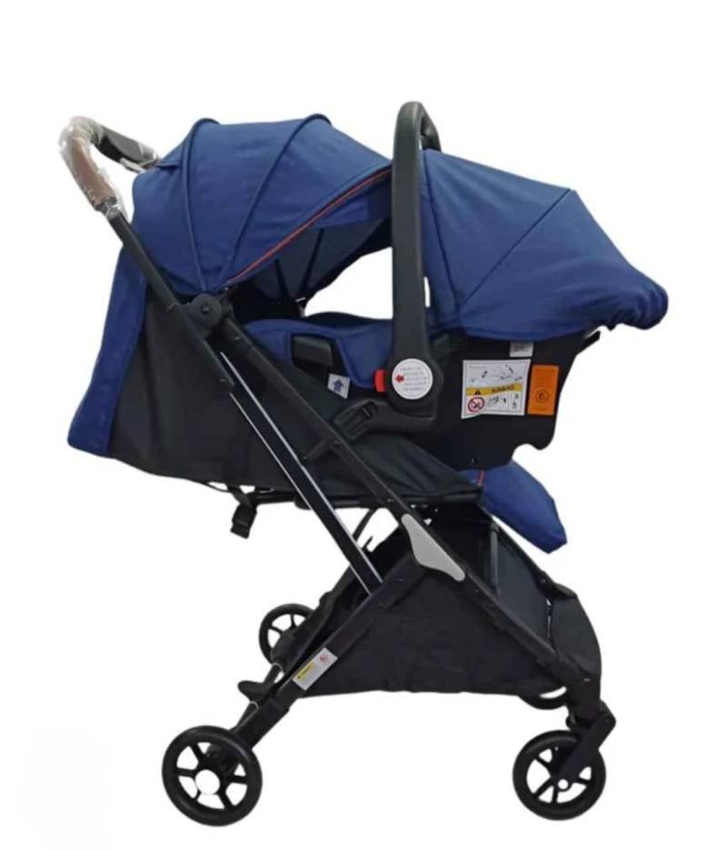 Travel stroller with car seat